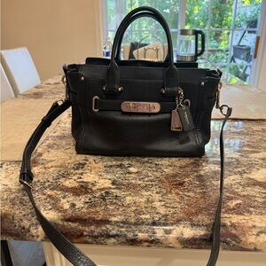 Coach Black swagger Leather Bag